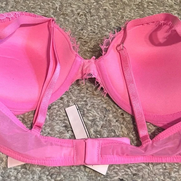 Very Sexy Victoria’s Secret Pink Lace Dream Angel Push-Up Bra - Picture 3 of 4